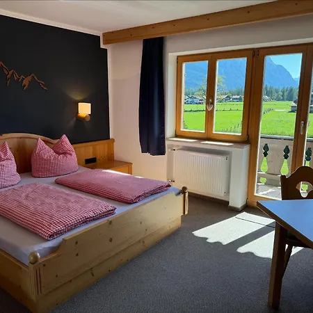 Ferienwohnungen Alpinum Krun Exterior photo
